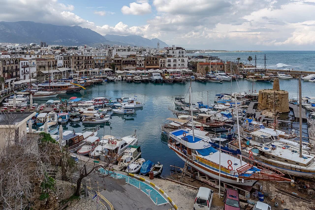 Kyrenia Harbour: Castle, Old Harbour and Old Town Walk