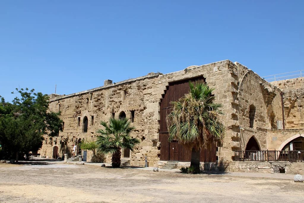 Kyrenia Weather in August: Heat, Sea Temperatures and How to Plan