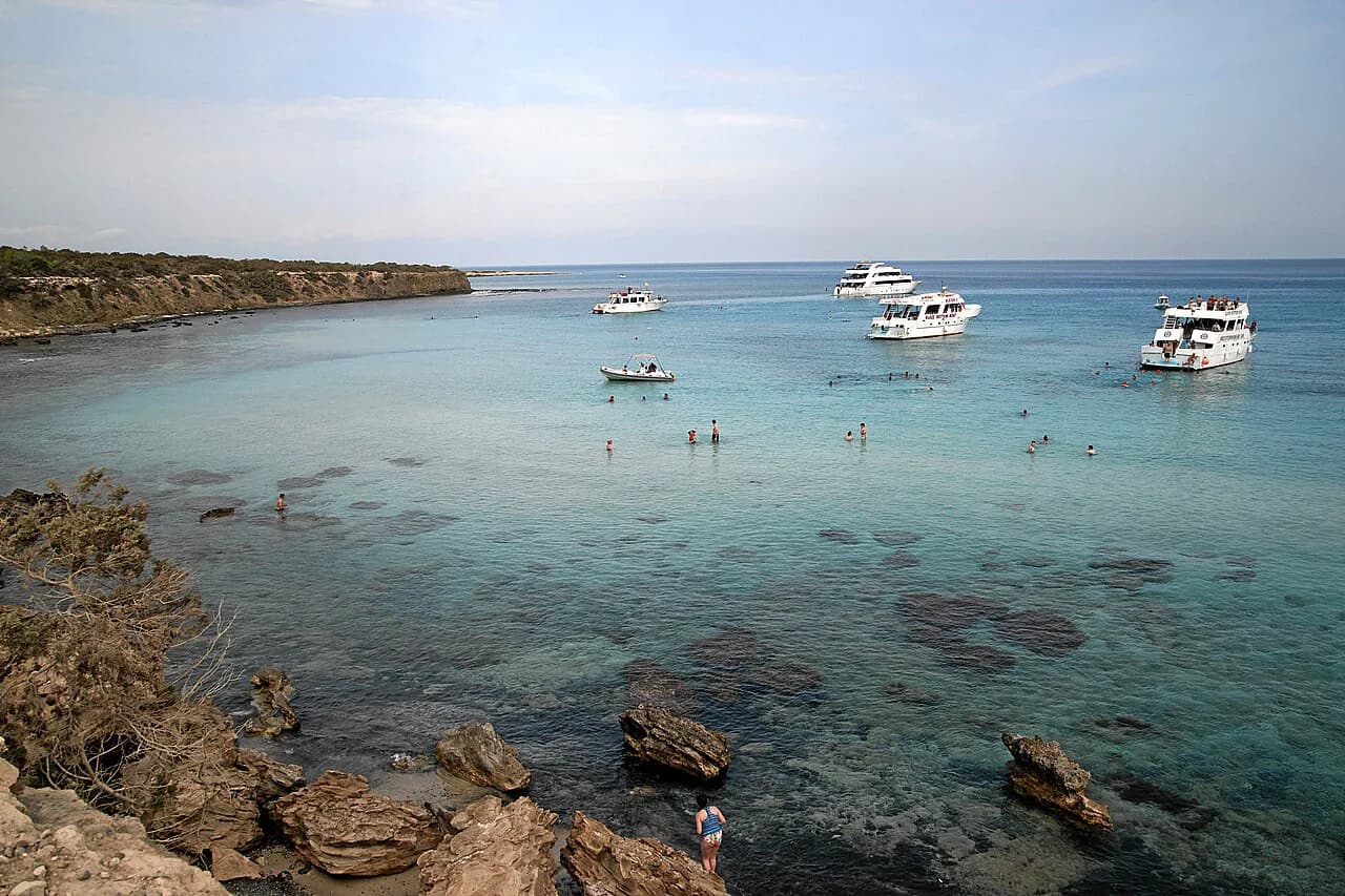 Blue Lagoon Cyprus: Boat Trips from Latchi, Paphos and Akamas