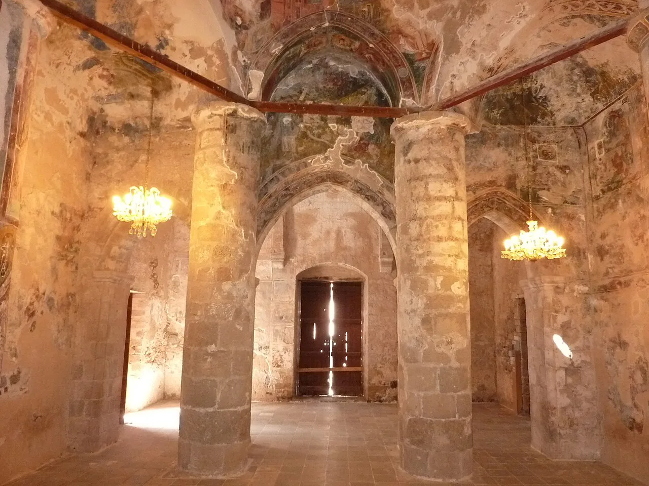 Inside the Antiphonitis church.