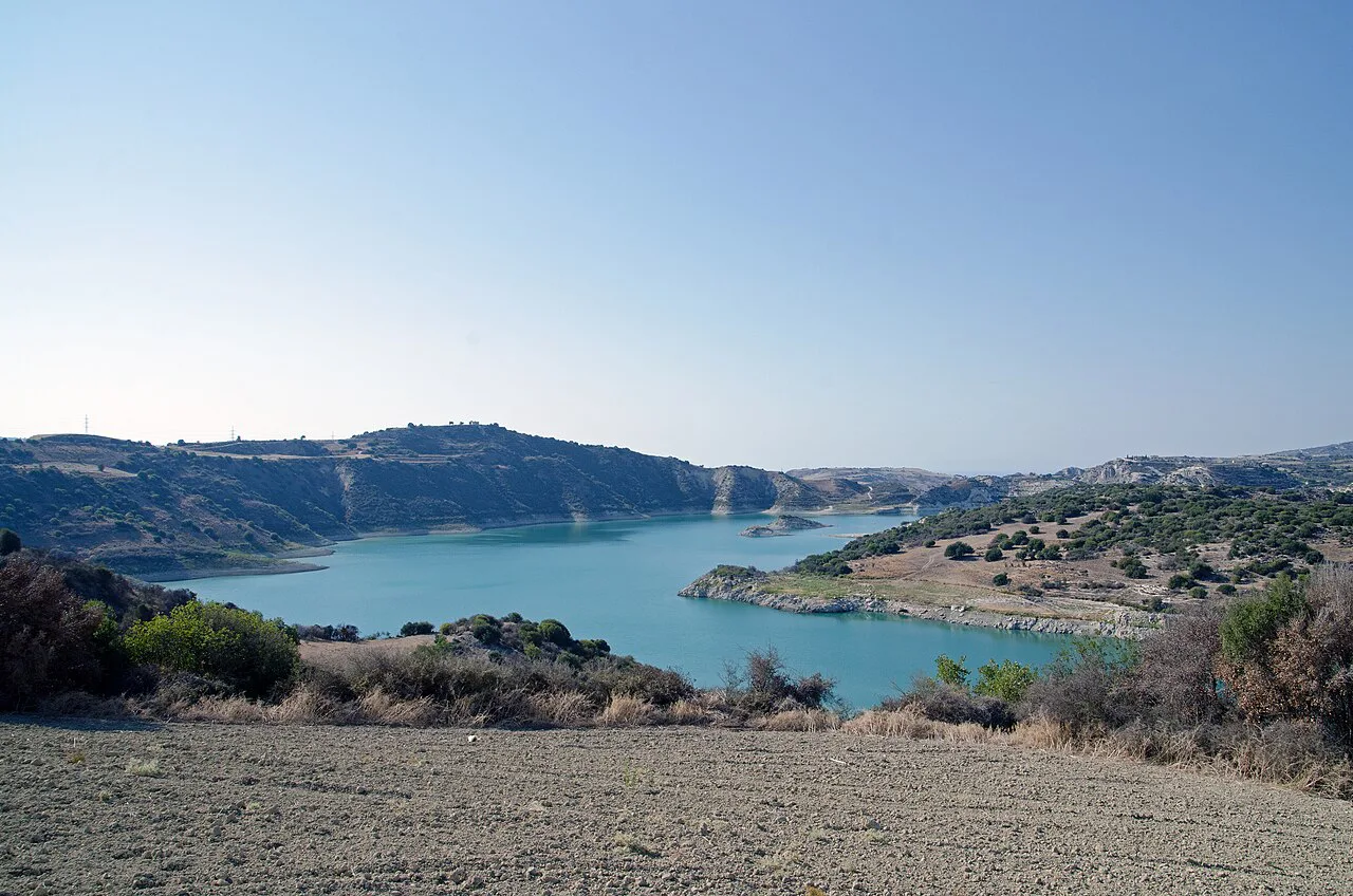 Evretou Dam reservoir and surrounding hills.