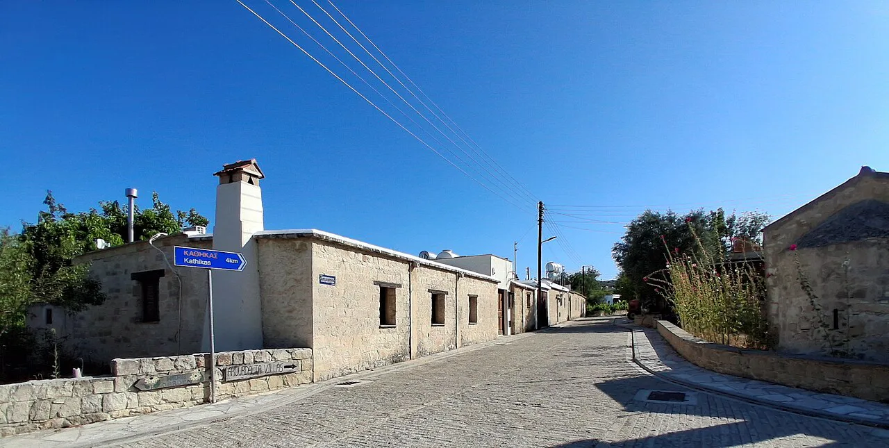Street in Kathikas.